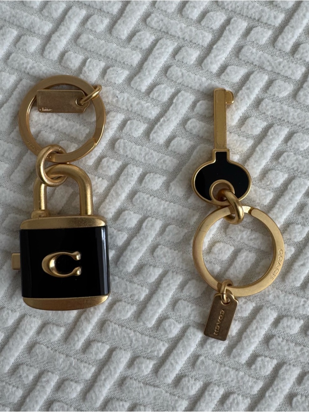 Coach Black and Gold Padlock Key Ring - Picture 4 of 4